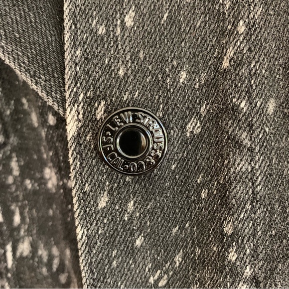 Levi’s jean jacket woman’s black speckled jean jacket - Picture 10 of 15